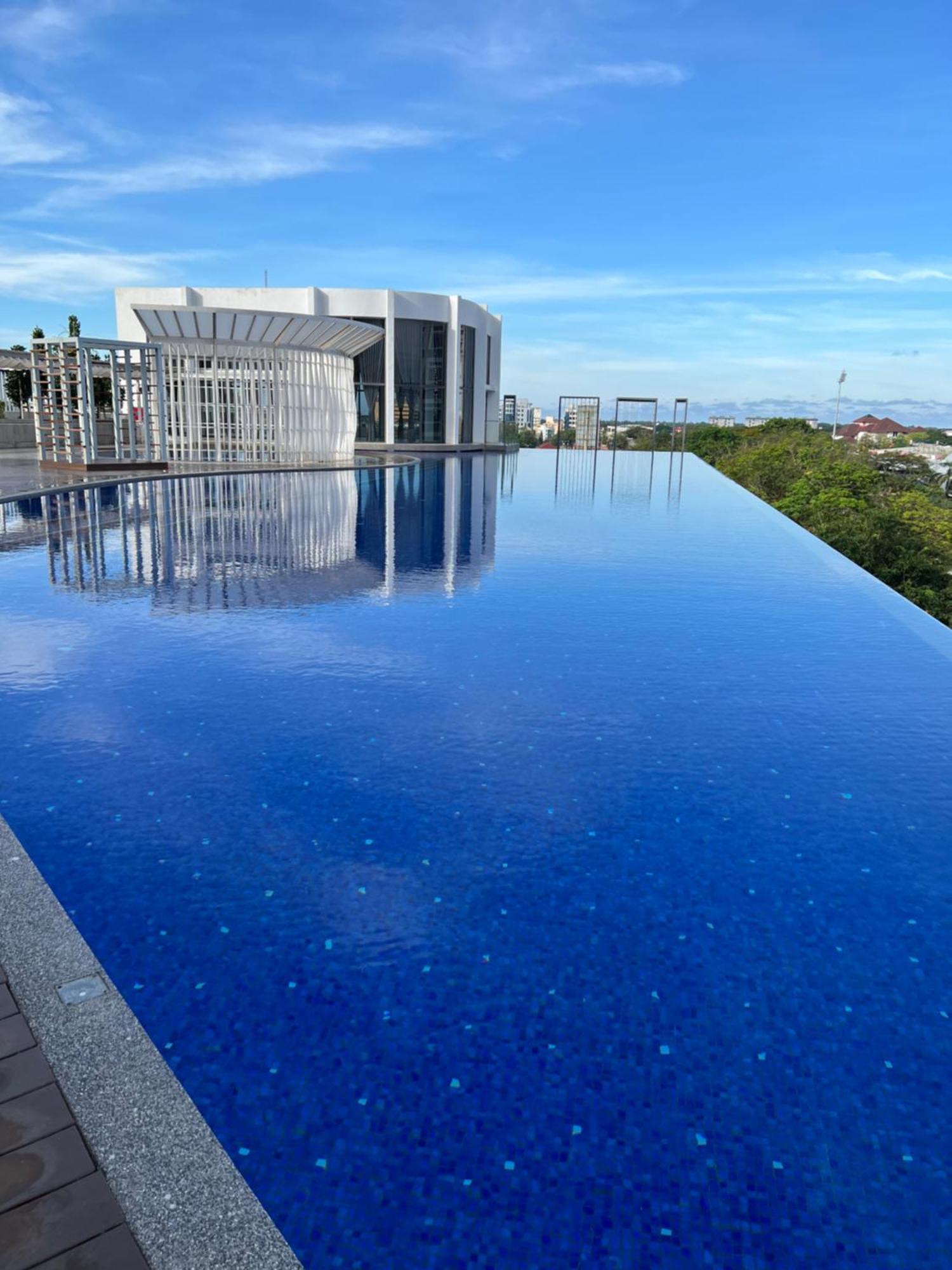 Rizz Residence Troika Kb Kota Bharu Exterior foto